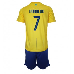 Al-Nassr Cristiano Ronaldo #7 Hjemmebanesæt Børn 2023-24 Kort ærmer (+ korte bukser)